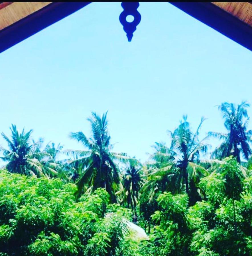 Gili T Sugar Shack
