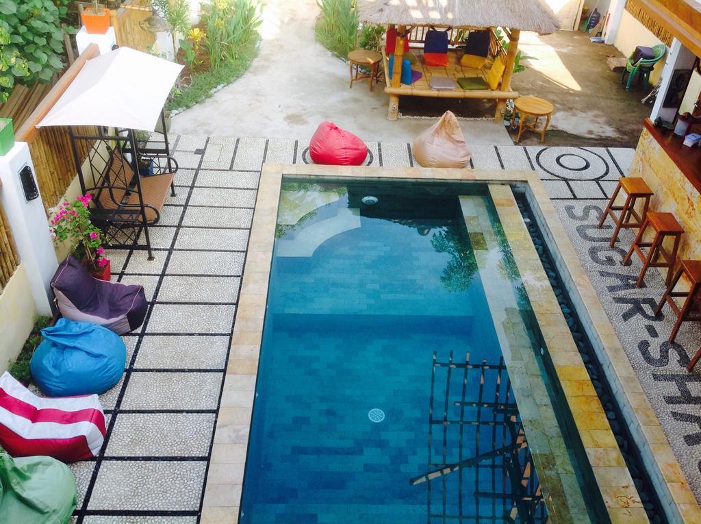 Gili T Sugar Shack 2*